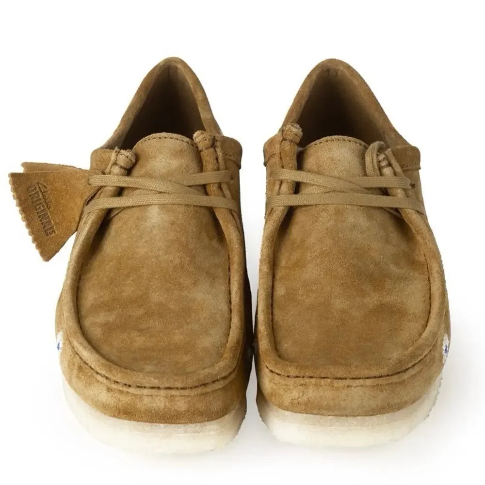 CLARKS Dark Olive Embroidered Suede Wallabees Size 11.5W New in Box MSRP $195